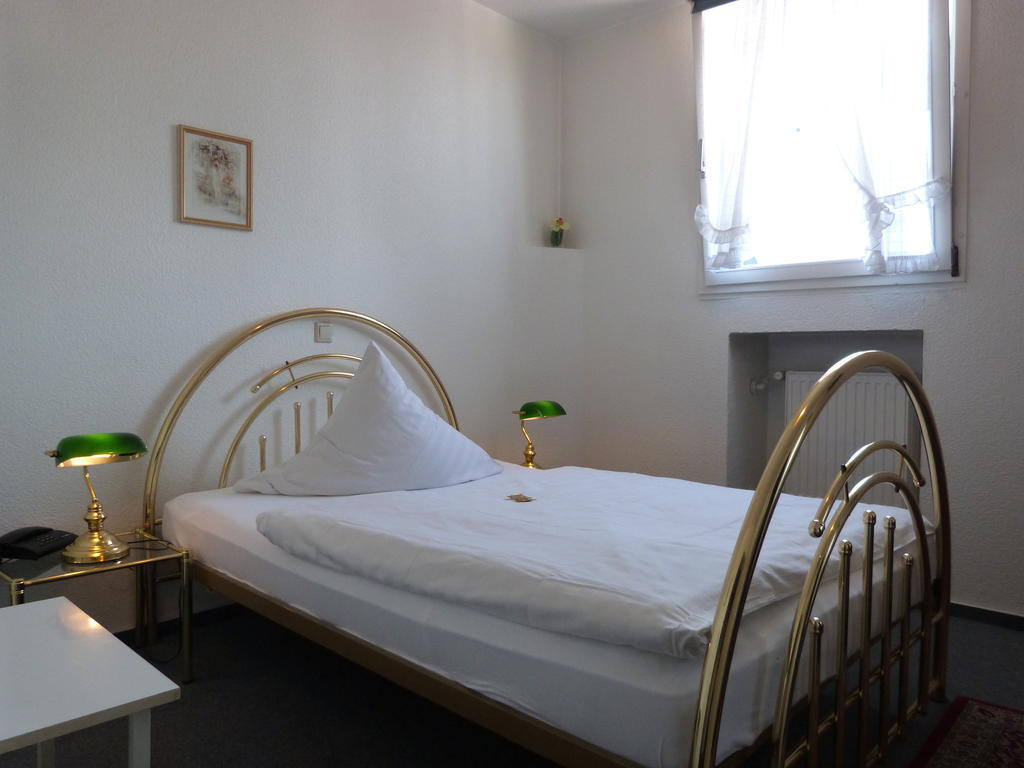 Hotel Jaegerhof Mayen Quarto foto